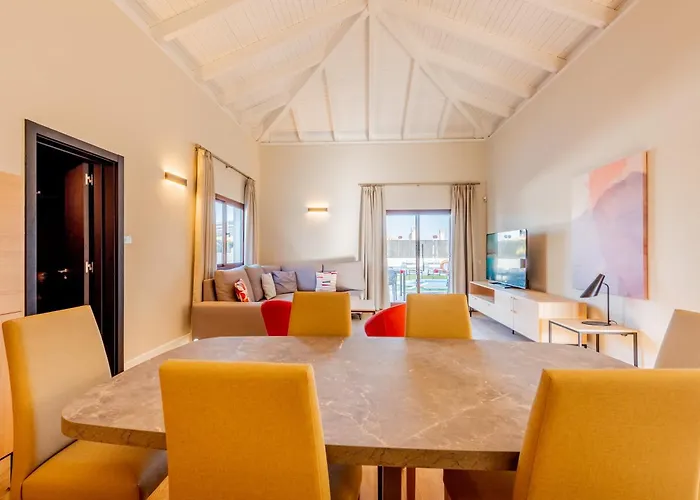 Willa Ereza Alicia *