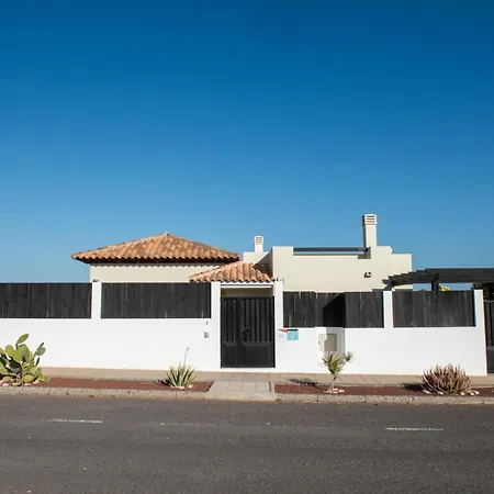 Ereza Alicia 칼레타데푸스테